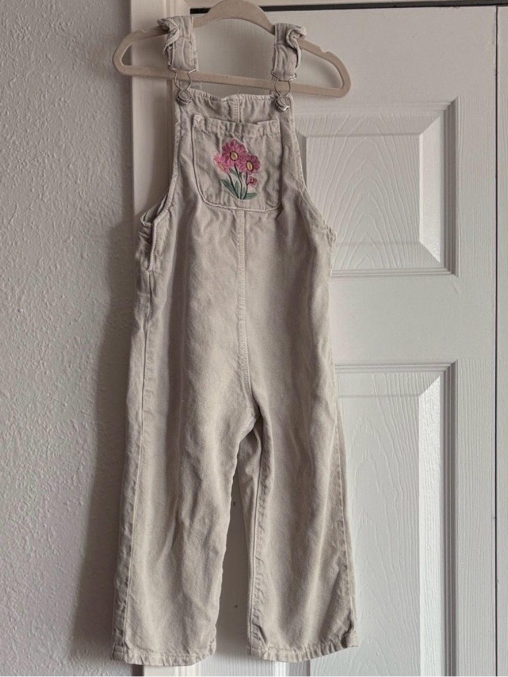 Zara floral embroidered overalls 5/6Y